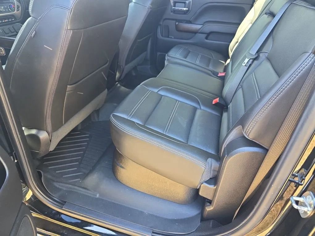 Used 2018 GMC Sierra 2500 Denali image 18