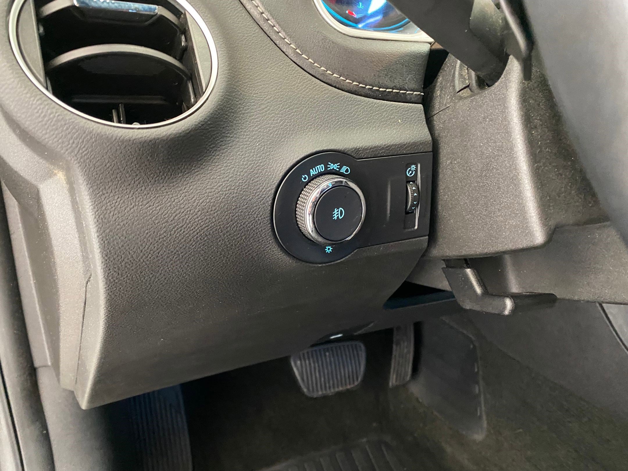 Used 2014 Chevrolet Camaro SS image 17