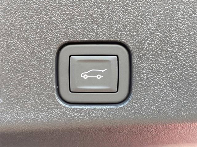 New 2026 Buick Enclave Avenir w/ Super Cruise Package FWD image 15