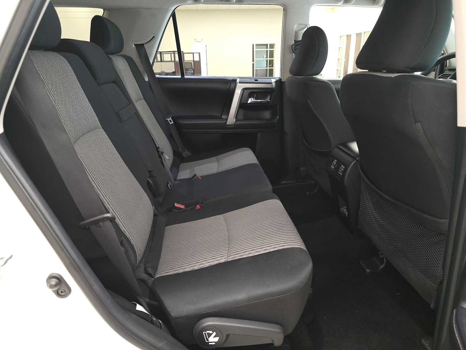 Certified 2022 Toyota 4Runner SR5 AWD/4WD image 24