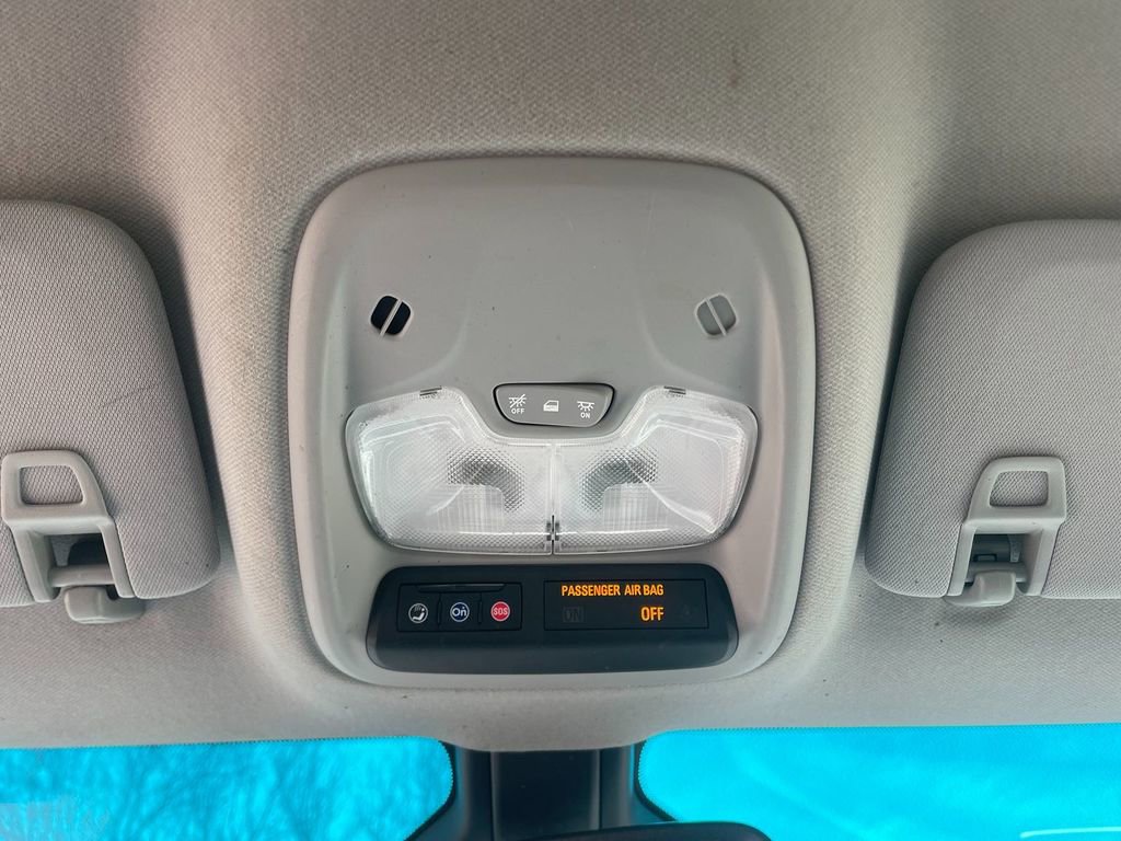 Used 2020 Chevrolet Bolt LT image 23