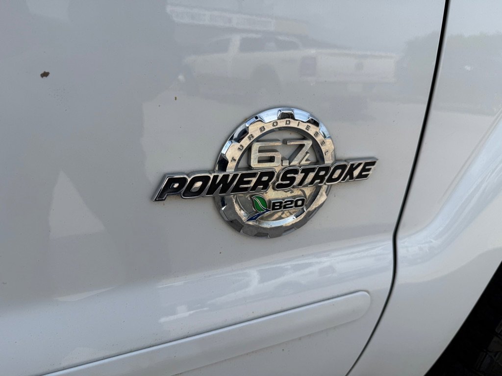 Used 2016 Ford F250 XLT w/ FX4 Off-Road Package AWD/4WD image 11