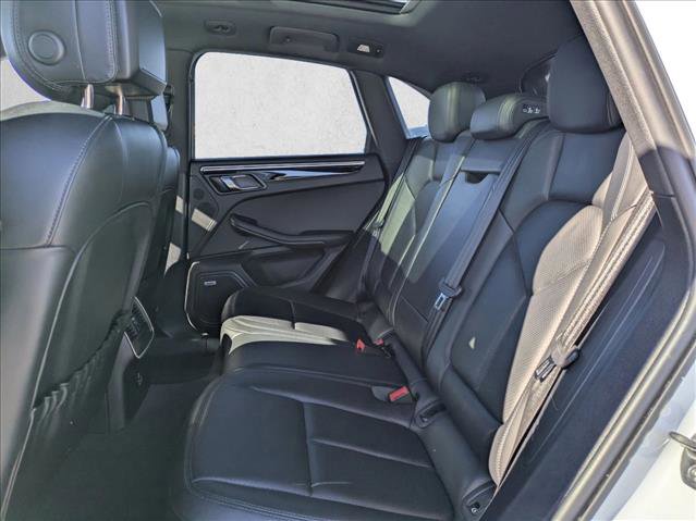 Used 2021 Porsche Macan image 19