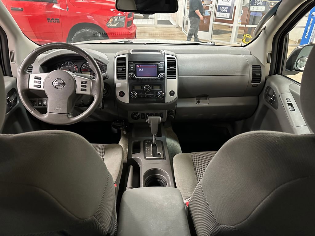 Used 2017 Nissan Frontier SV w/ SV Value Truck Package image 12