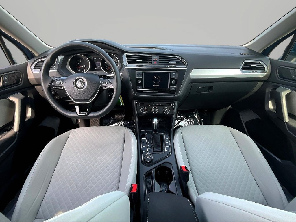 Used 2019 Volkswagen Tiguan S w/ Driver Assistance Package AWD/4WD image 9