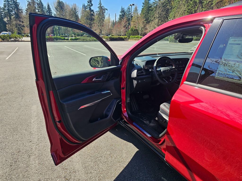 New 2026 Chevrolet Traverse RS image 21