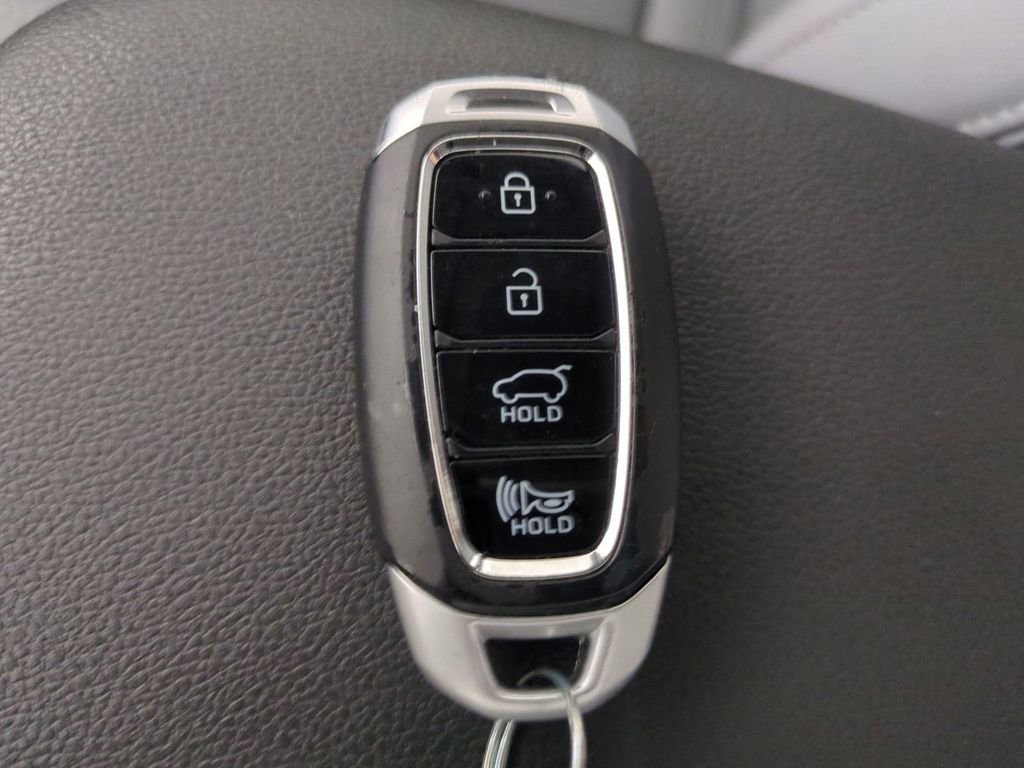 Used 2021 Hyundai Kona Ultimate FWD image 38