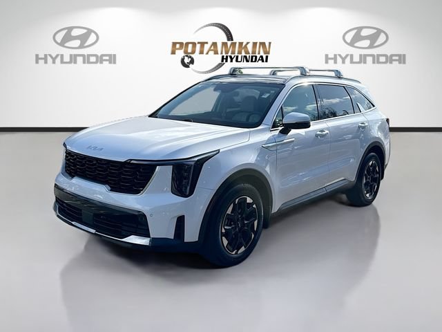 Used 2025 Kia Sorento S w/ Panoramic Sunroof Package