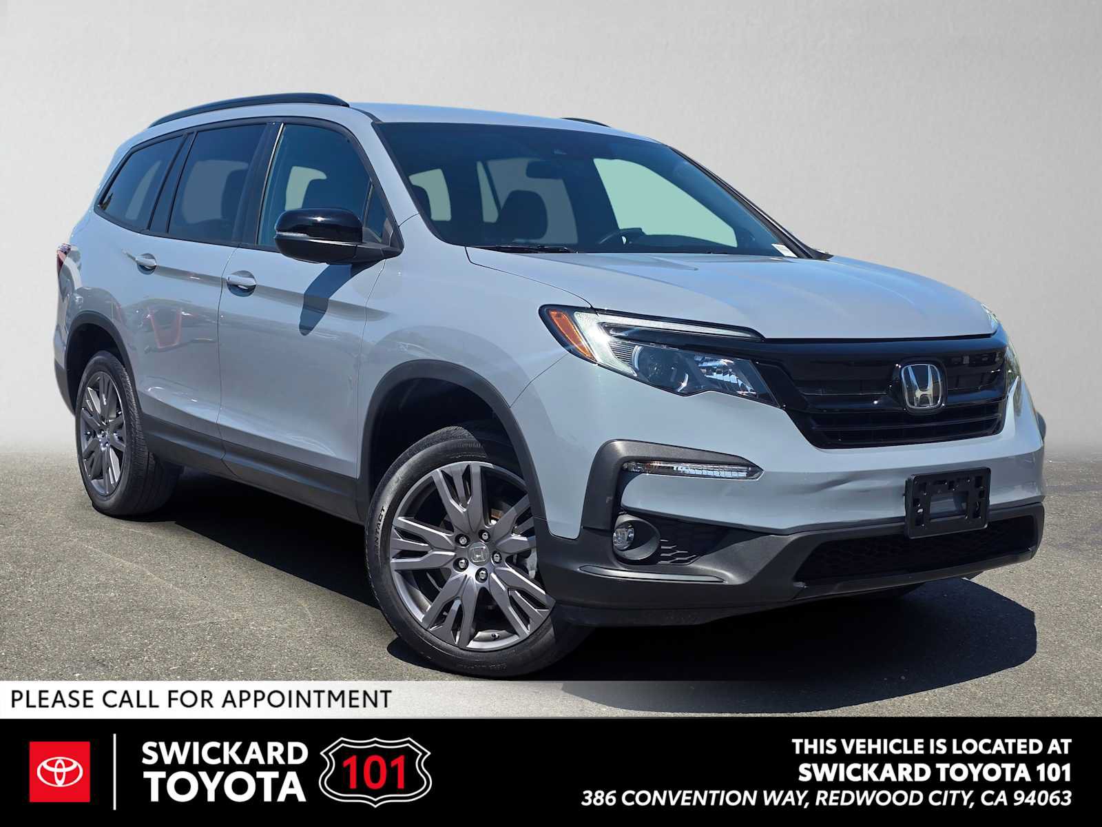 Used 2022 Honda Pilot Sport image 1