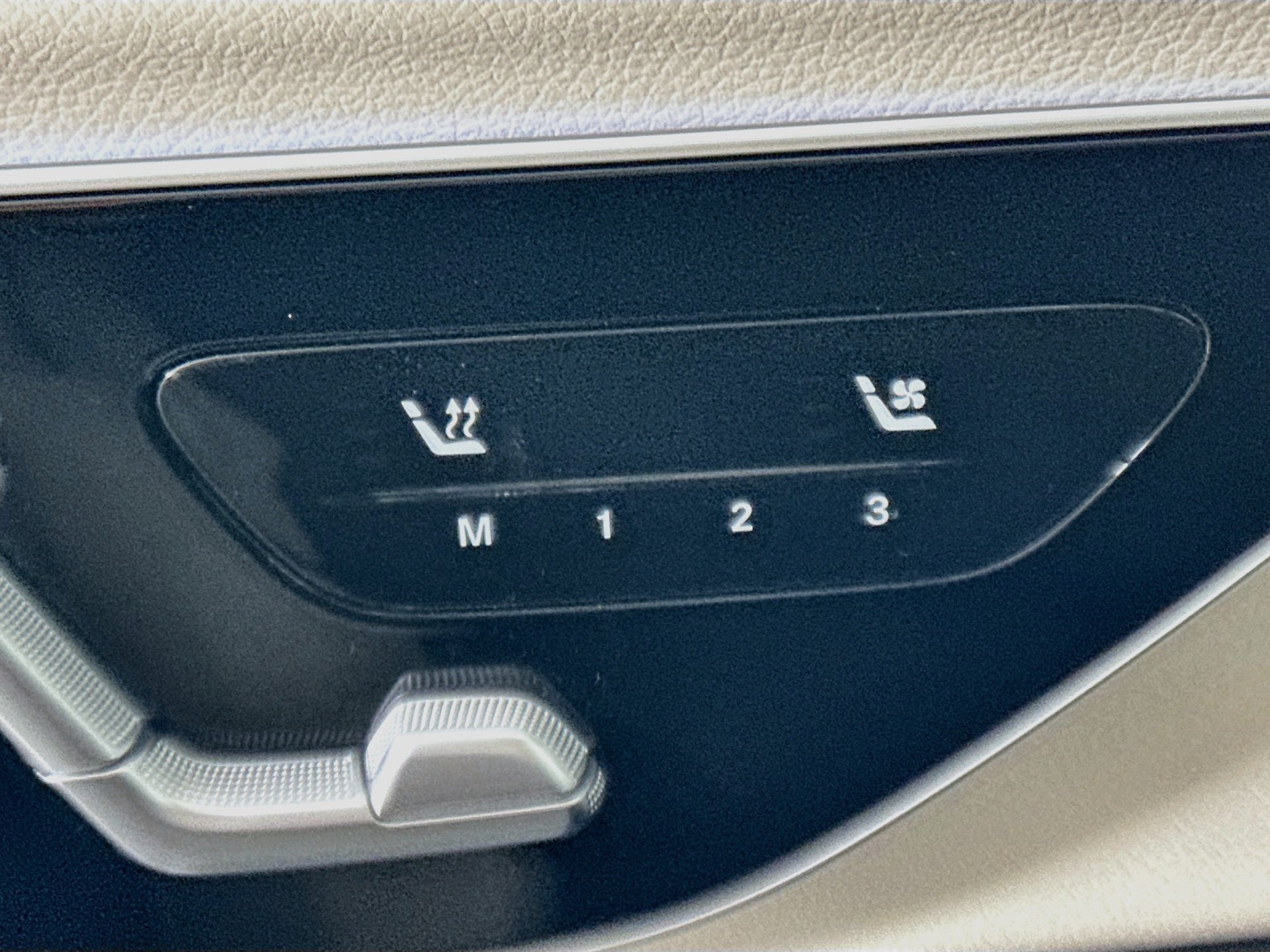 Used 2026 Mercedes-Benz E 350 Sedan image 22