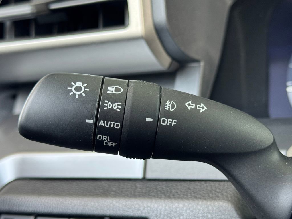 Used 2024 Toyota Tacoma TRD Off-Road AWD/4WD image 13
