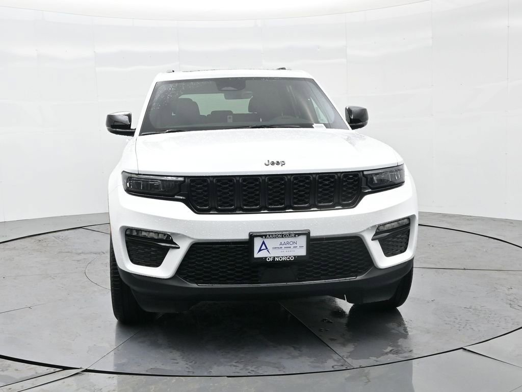 New 2025 Jeep Grand Cherokee Limited w/ Black Appearance Package image 8