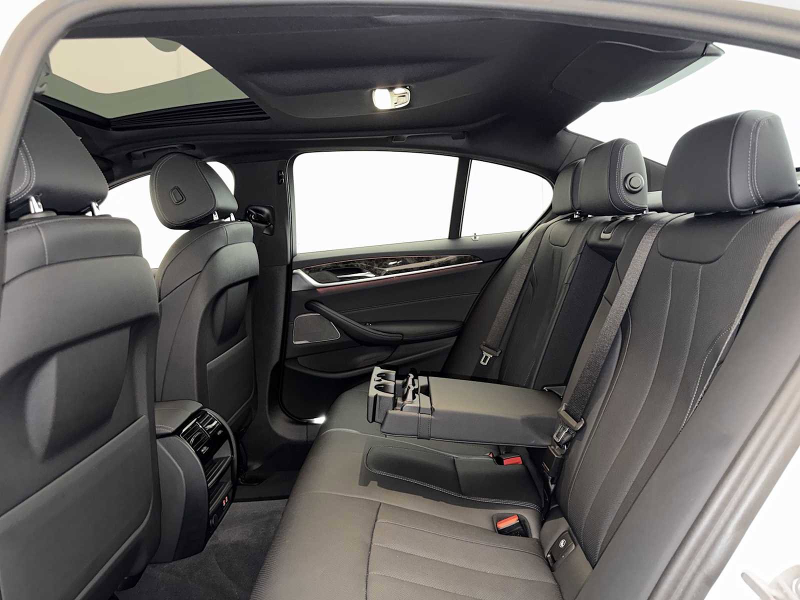 Certified 2023 BMW 530i xDrive w/ Premium Package image 21