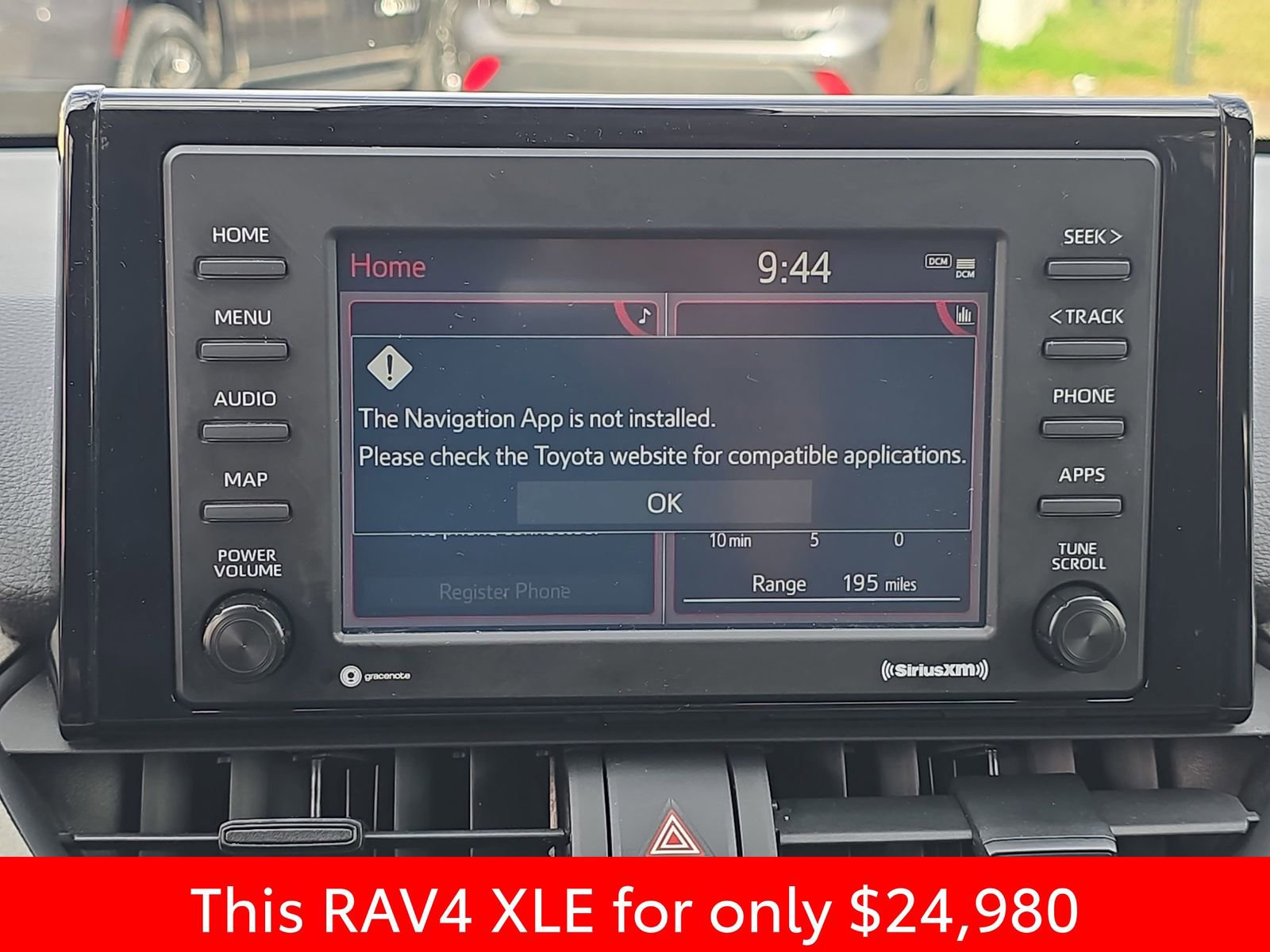 Used 2022 Toyota RAV4 XLE image 27