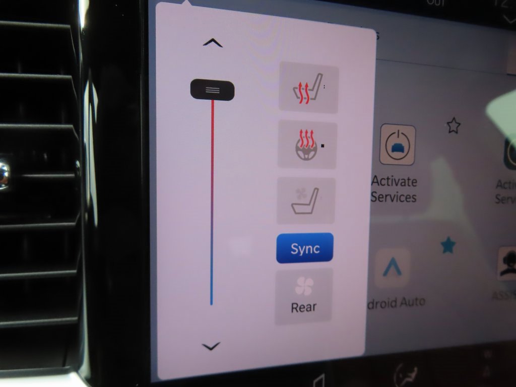 New 2026 Chrysler Pacifica Pinnacle w/ Trailer Tow Group image 12