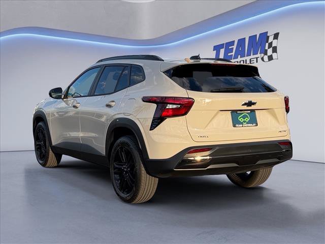 Certified 2026 Chevrolet Trax ACTIV w/ Driver Confidence Package FWD image 3