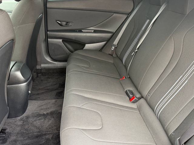 Used 2025 Hyundai Elantra Sport image 30