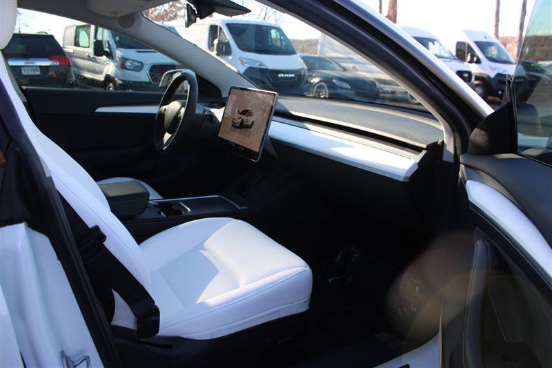Used 2021 Tesla Model 3 Performance image 13