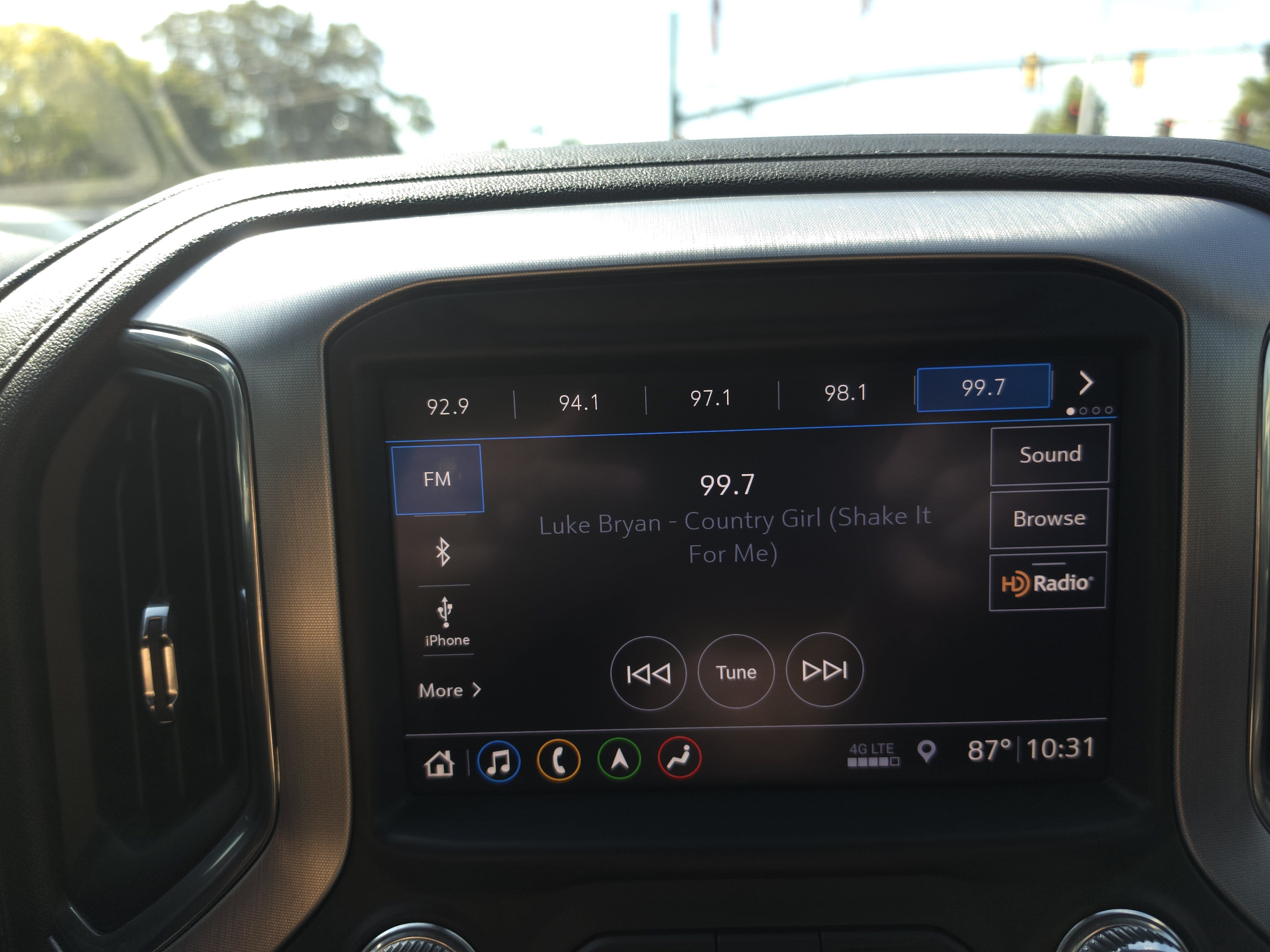 Used 2019 GMC Sierra 1500 SLT w/ SLT Premium Plus Package AWD/4WD image 20