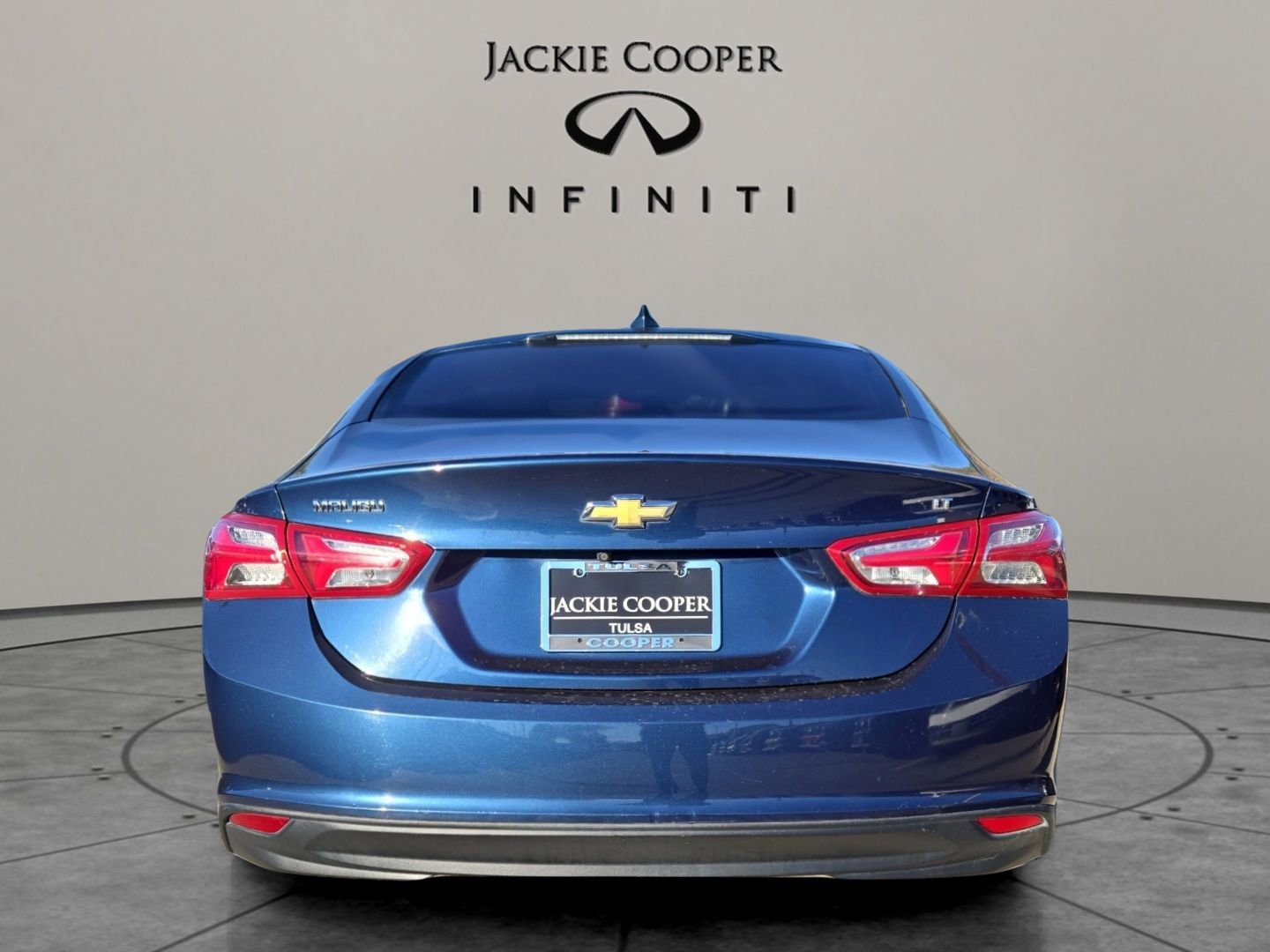 Used 2020 Chevrolet Malibu LT image 4