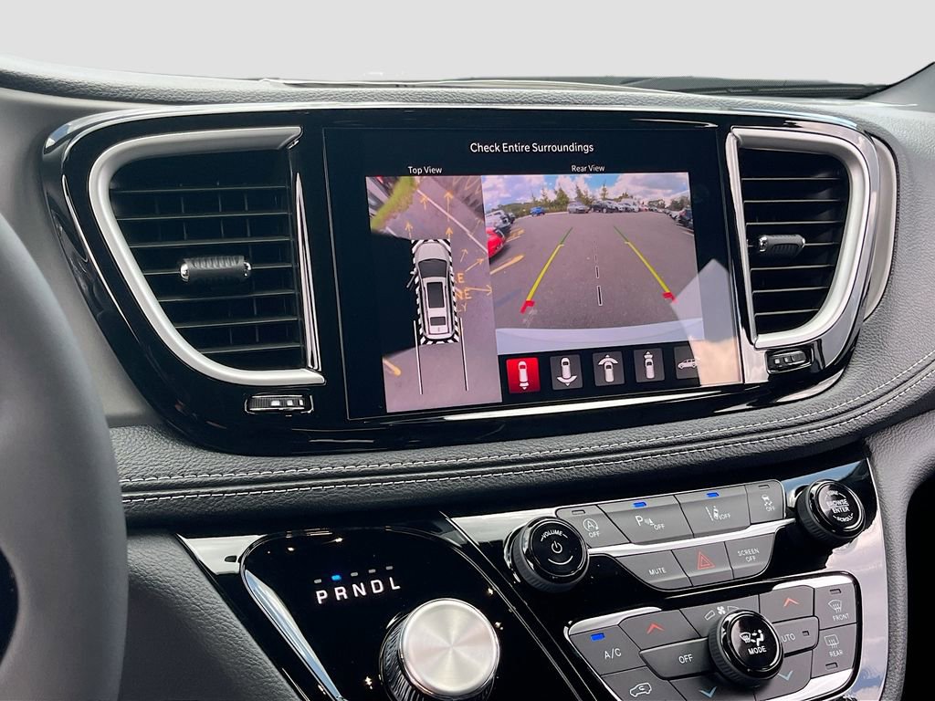 New 2027 Chrysler Pacifica Touring Plus FWD image 13