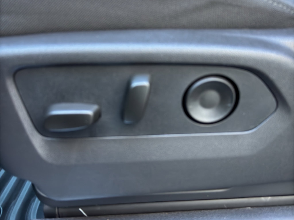 New 2026 GMC Sierra 1500 Elevation image 17