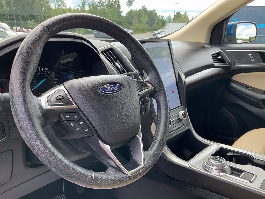 Used 2024 Ford Edge SEL w/ Convenience Package AWD/4WD image 16