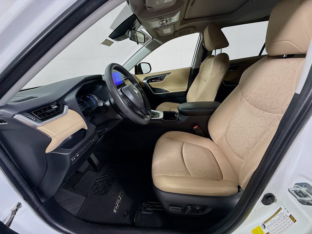 Certified 2023 Toyota RAV4 XLE w/ Convenience Package AWD/4WD image 20