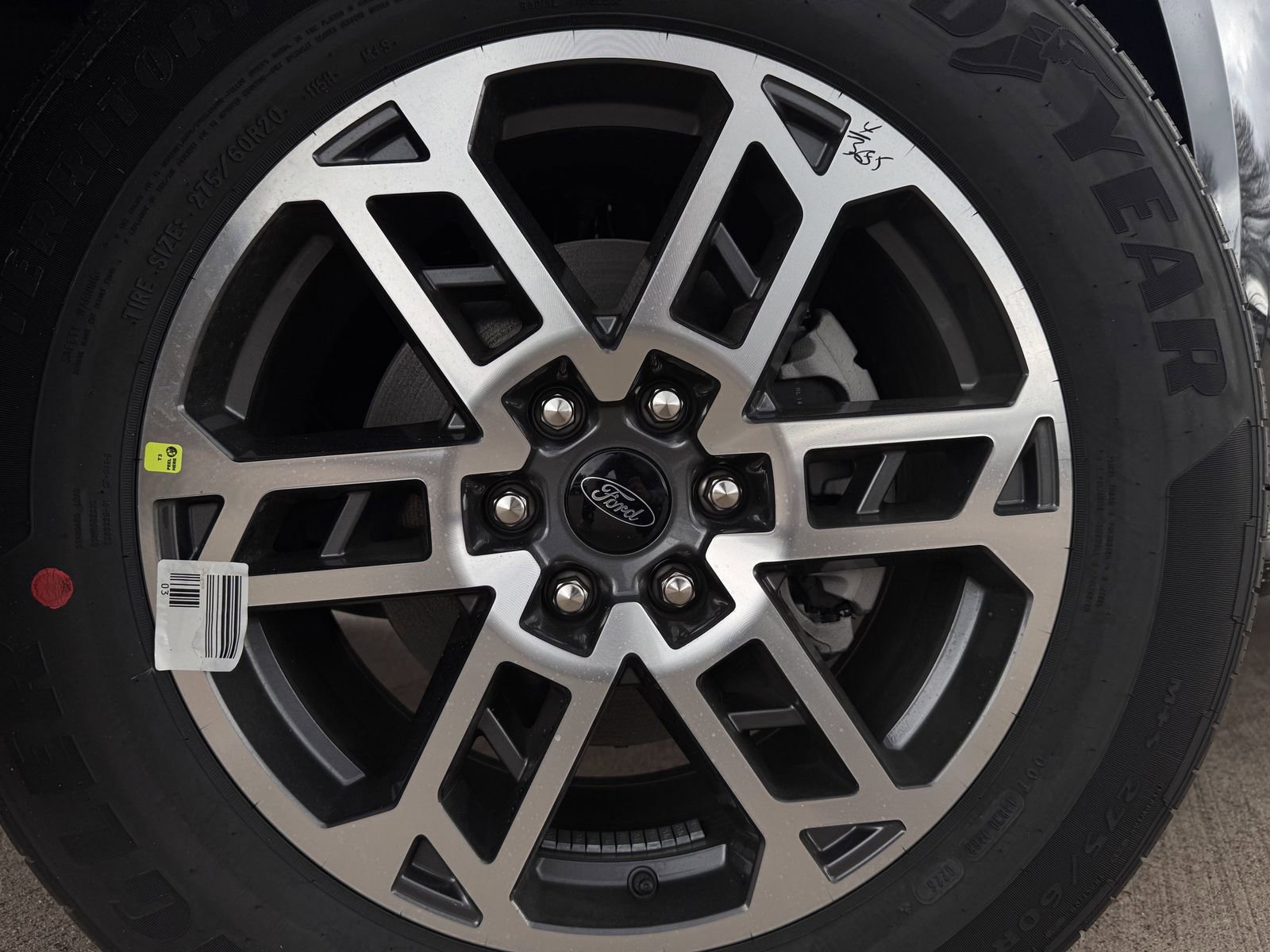 New 2026 Ford Expedition Active image 8