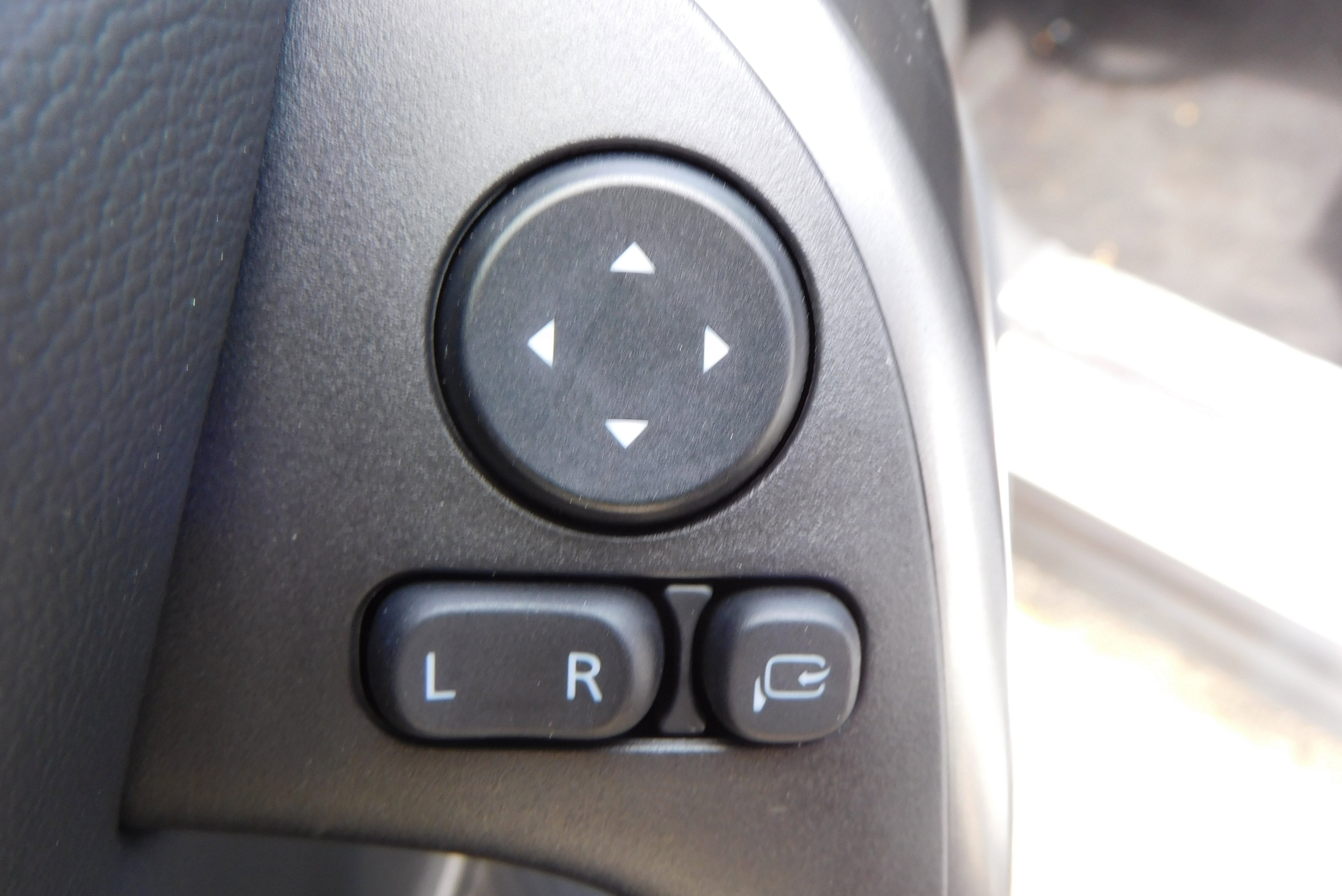 New 2025 Mitsubishi Eclipse Cross AWD image 10