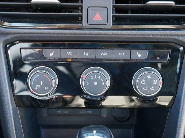 Certified 2023 Volkswagen Taos SE w/ Panoramic Sunroof Package image 31