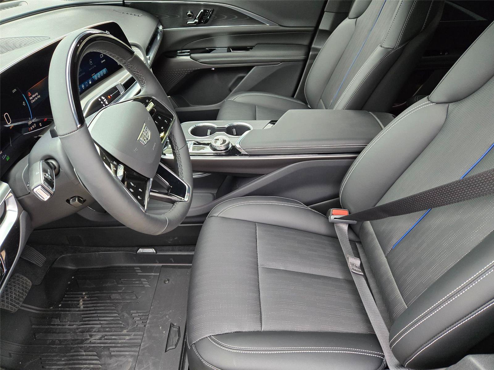 New 2026 Cadillac Lyriq Luxury w/ LPO, Floor Liner Package AWD/4WD image 11