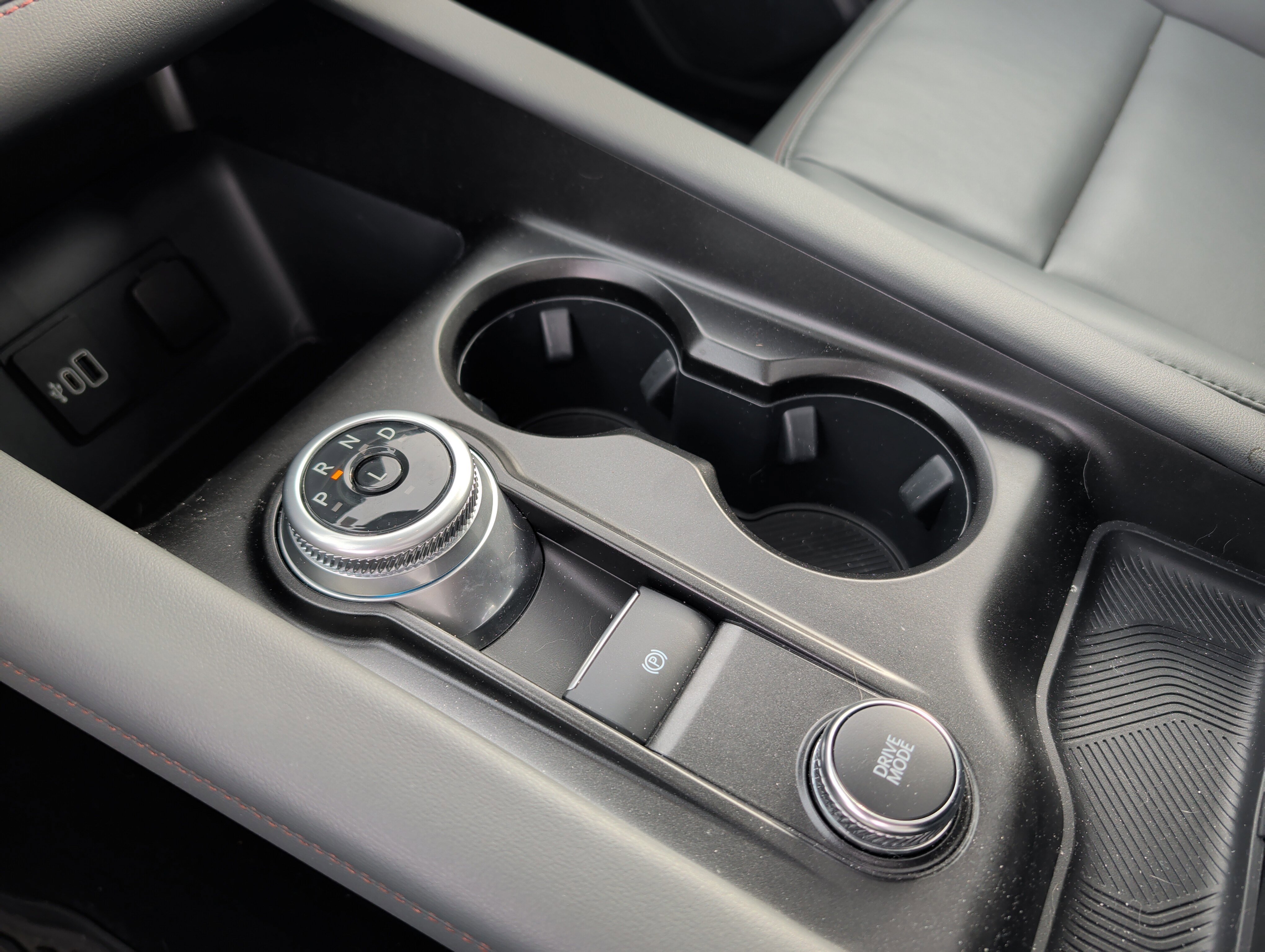 Used 2026 Ford Explorer Active w/ Active Comfort Package image 13