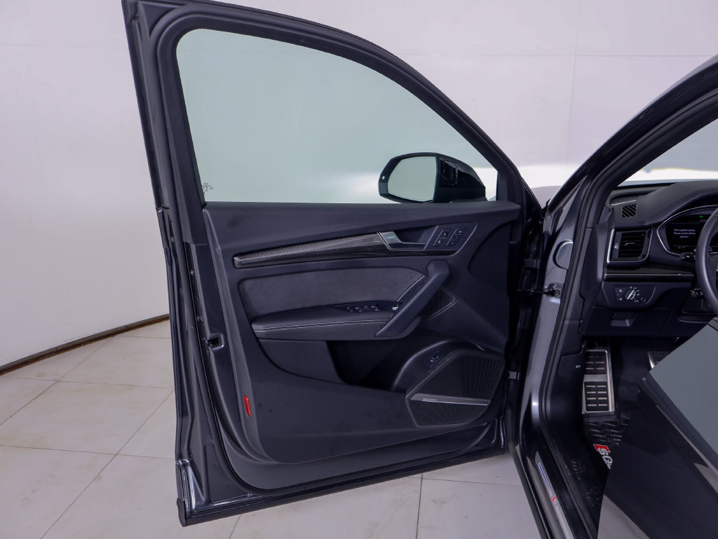 Used 2024 Audi SQ5 Premium Plus AWD/4WD image 27
