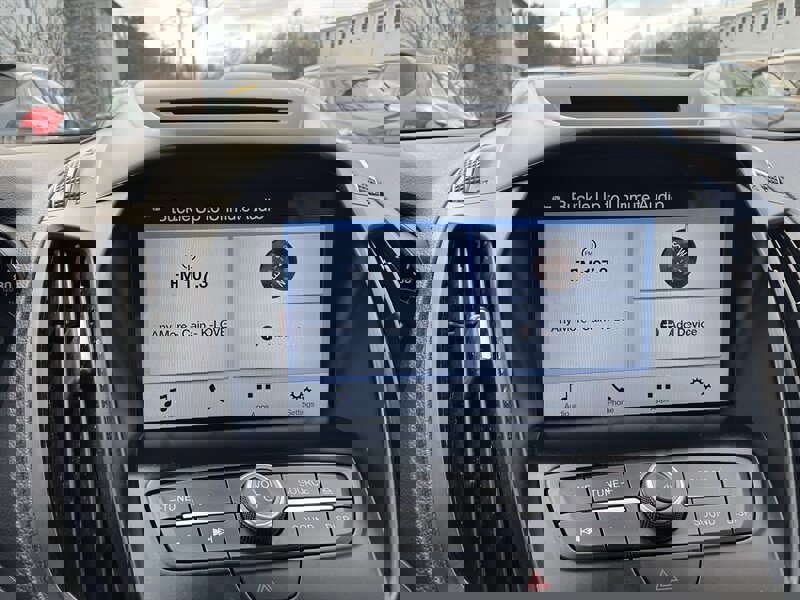 Used 2018 Ford Escape SEL image 20