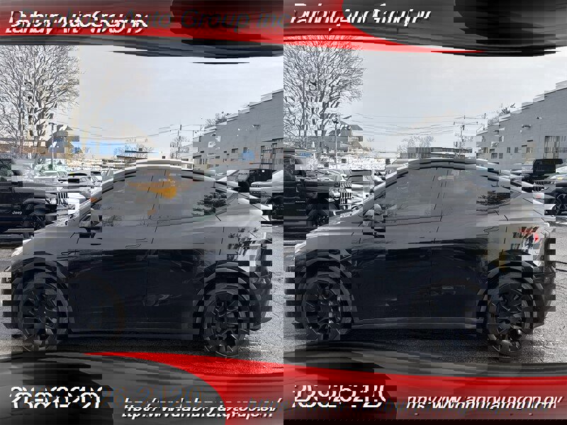 Used 2021 Tesla Model Y Long Range image 3