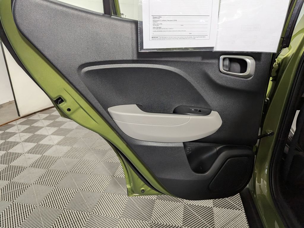 Used 2022 Hyundai Venue SEL w/ Cargo Package FWD image 30