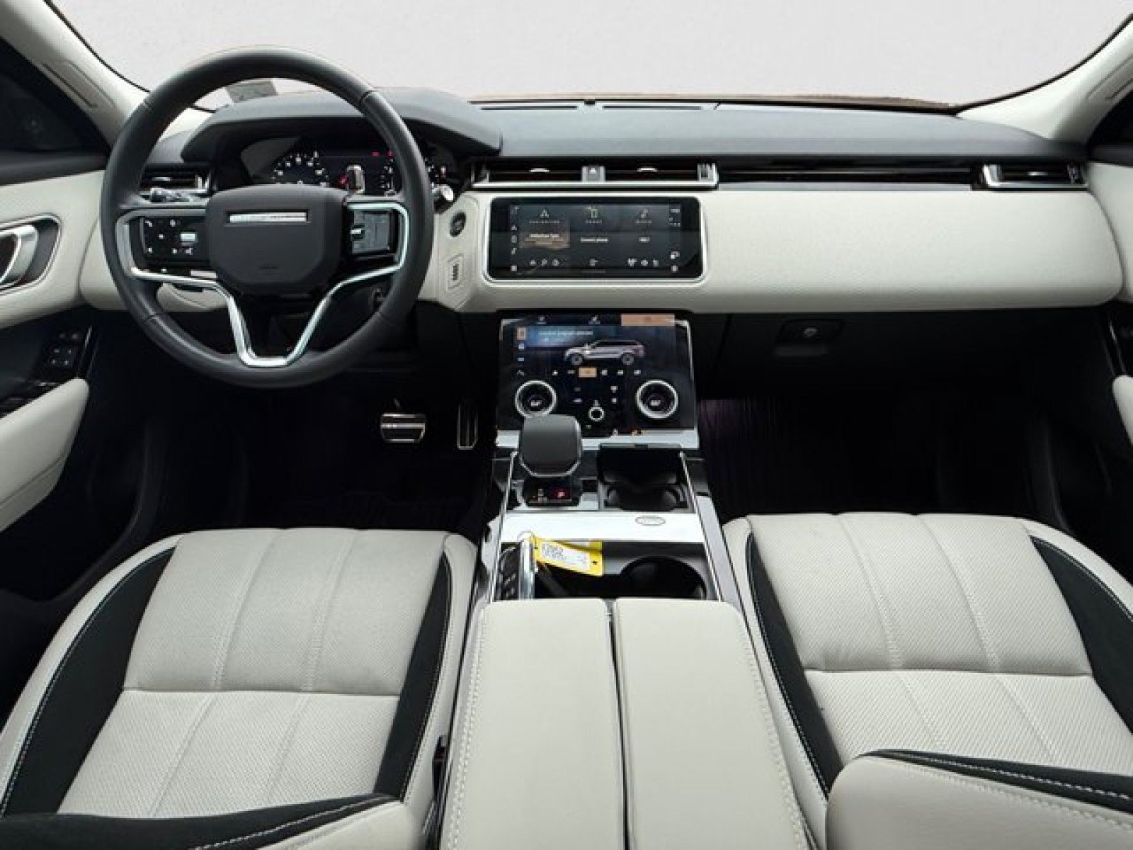 Certified 2023 Land Rover Range Rover Velar R-Dynamic S AWD/4WD image 11