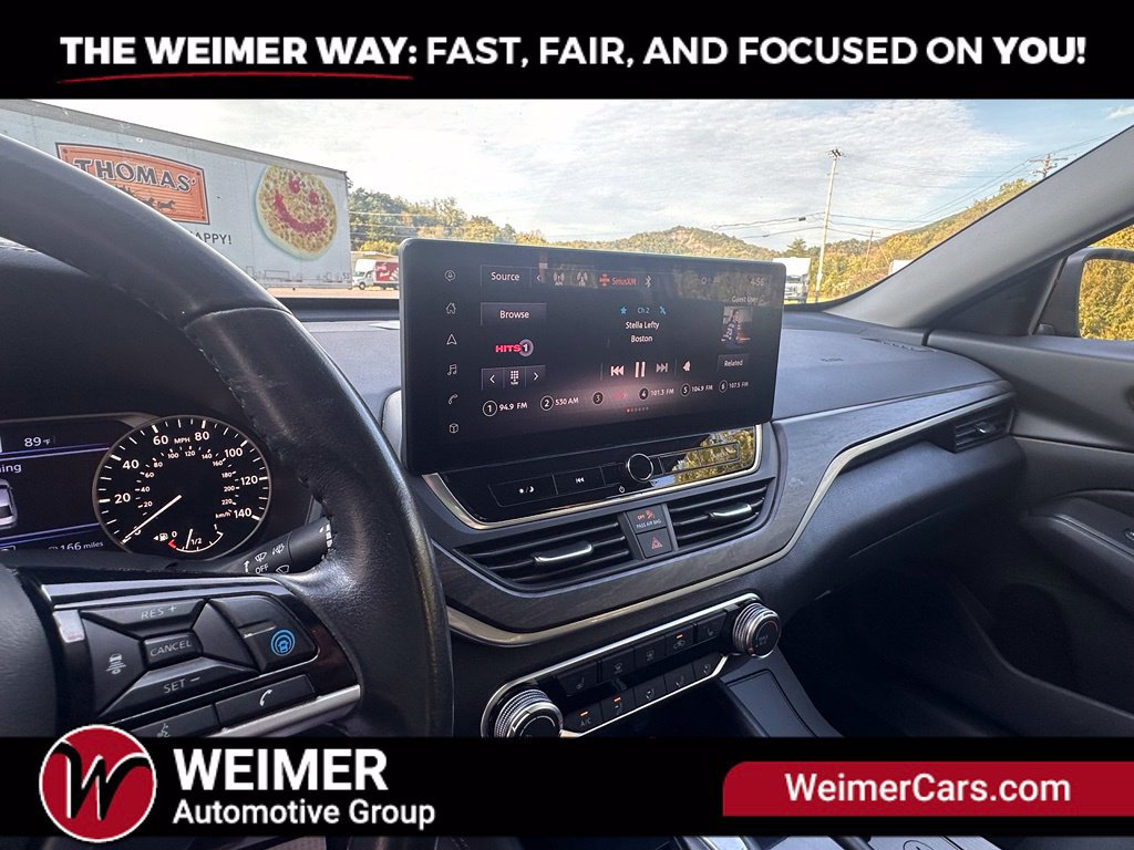 Used 2024 Nissan Altima 2.5 SV w/ SV Premium Package FWD image 16