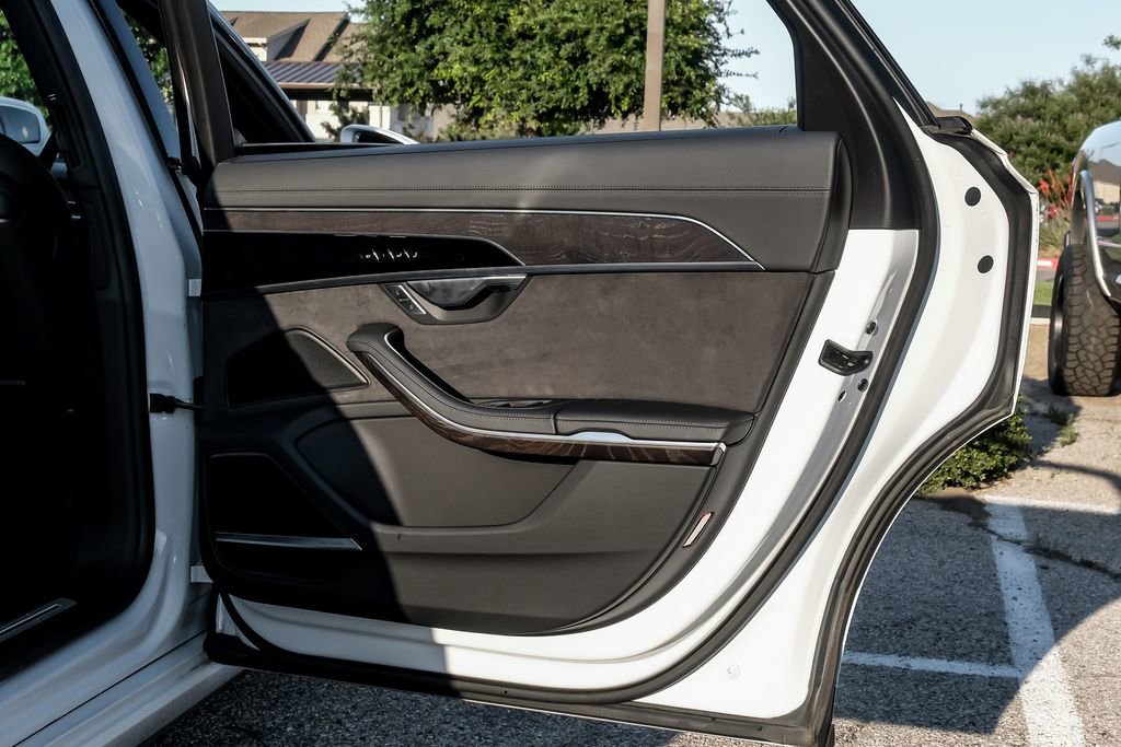 Used 2023 Audi A8 L 3.0T w/ Luxury Package AWD/4WD image 50