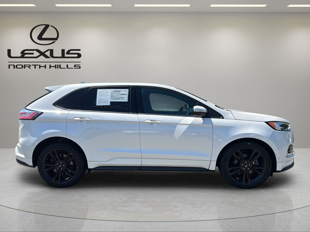 Used 2019 Ford Edge ST w/ Equipment Group 401A AWD/4WD image 5