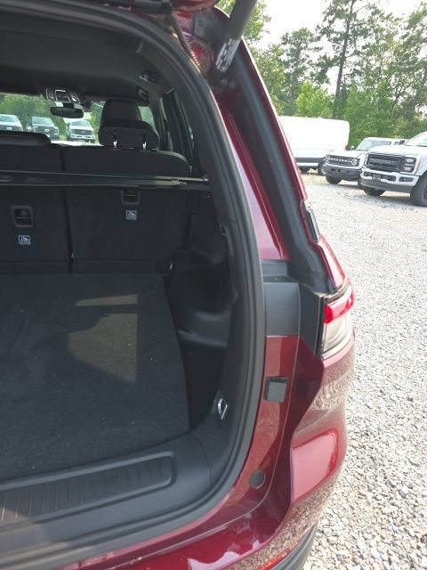 Used 2024 Jeep Grand Cherokee Altitude AWD/4WD image 12