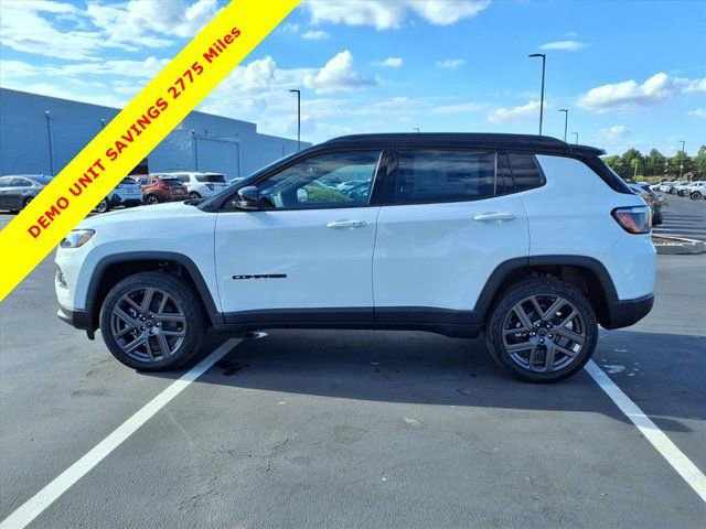 New 2026 Jeep Compass Limited image 3