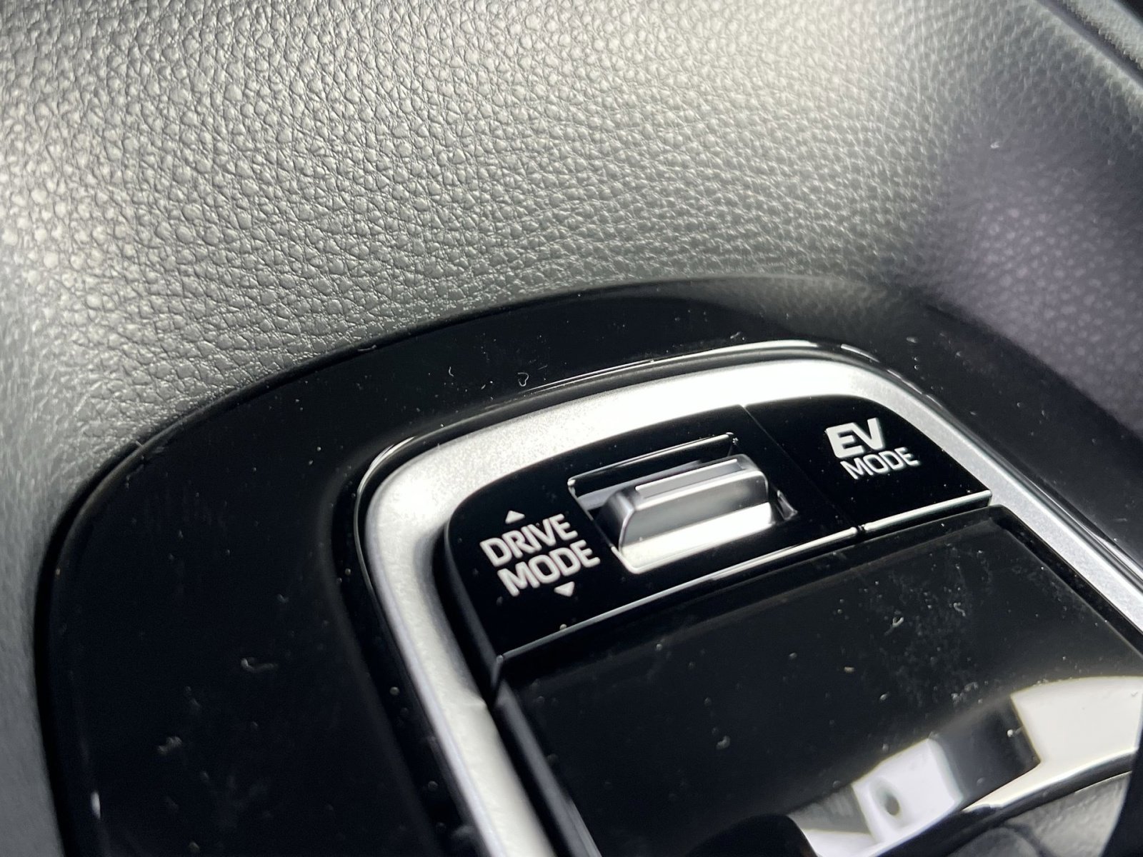 New 2026 Toyota Corolla SE image 25