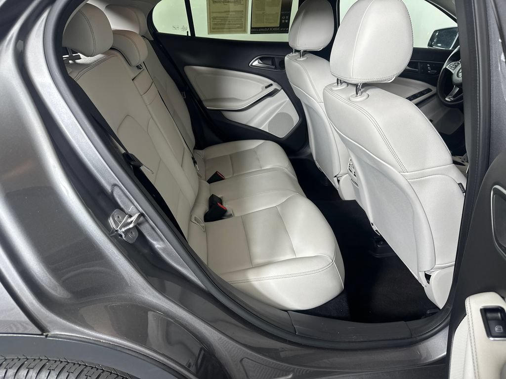 Certified 2020 Mercedes-Benz GLA 250 4MATIC image 15