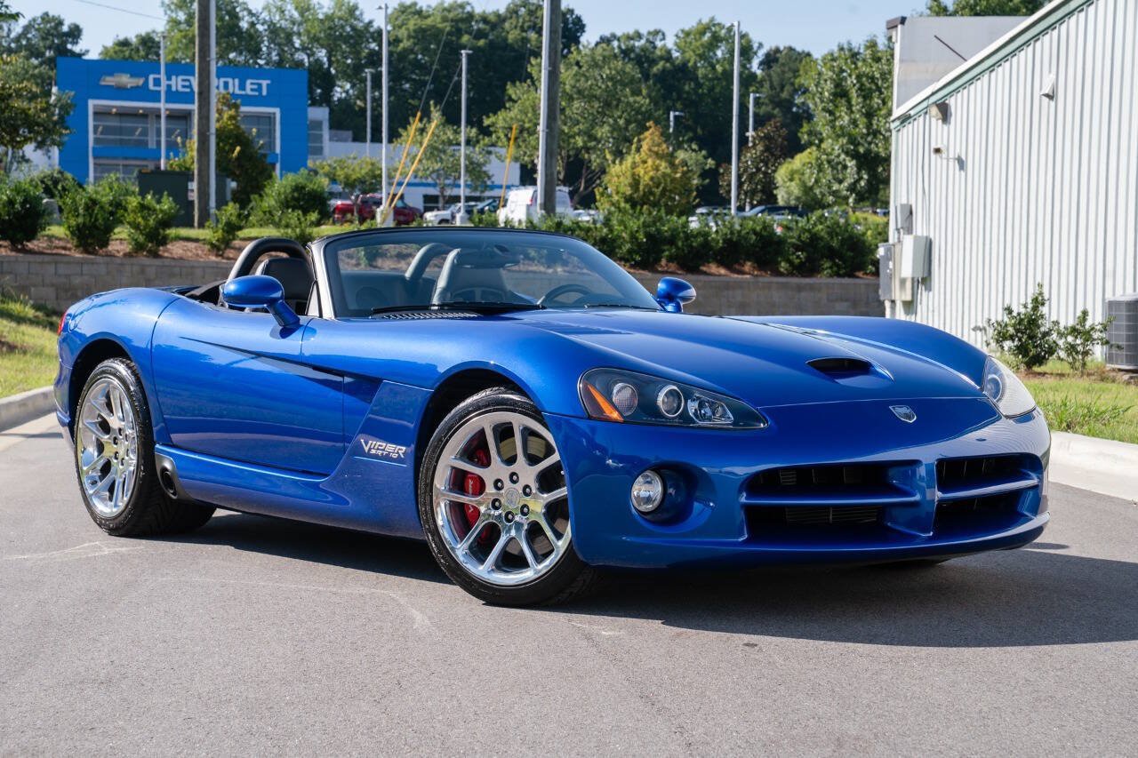 Used 2006 Dodge Viper SRT-10 RWD image 3