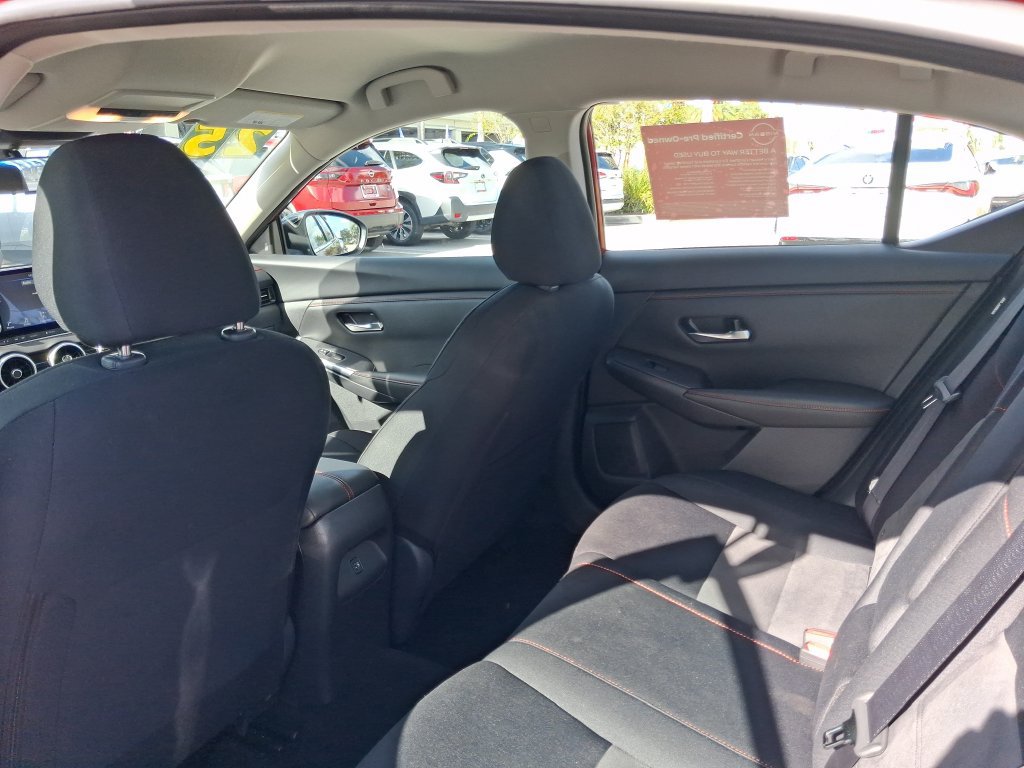 Certified 2025 Nissan Sentra SR FWD image 14