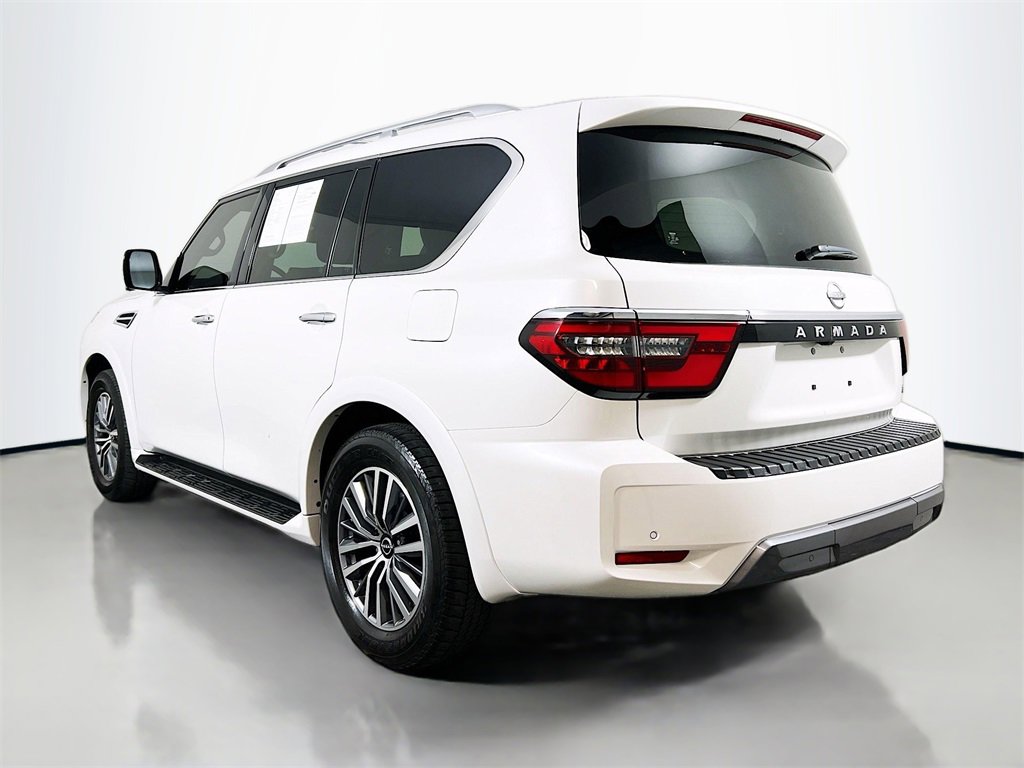 Used 2024 Nissan Armada SL w/ Captain's Chairs Package image 5