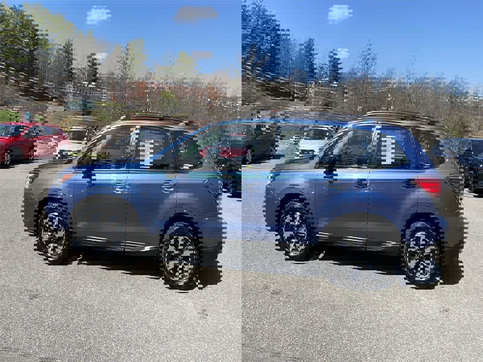 Used 2017 Subaru Forester 2.5i w/ Alloy Wheel Package image 2