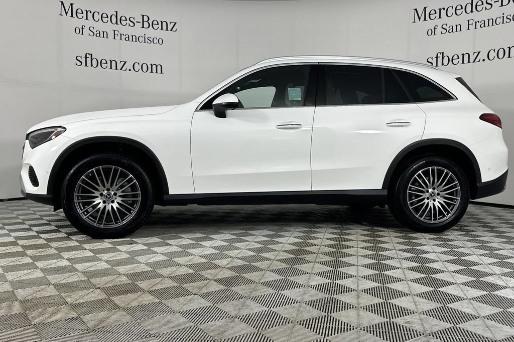 Certified 2026 Mercedes-Benz GLC 300 image 8